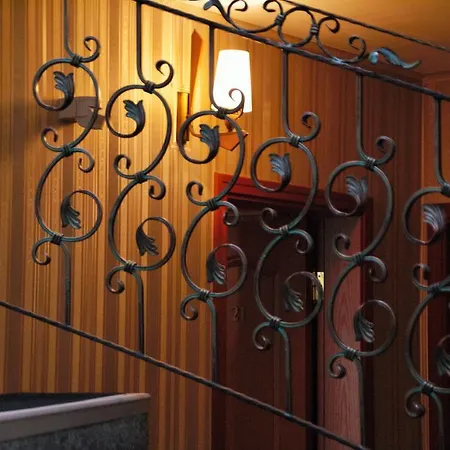 Family Chiplakoff 부르가스