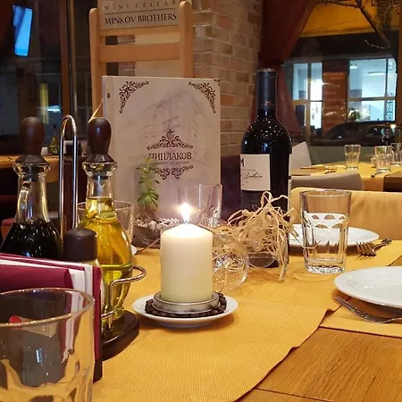 Ξενοδοχείο Family Chiplakoff