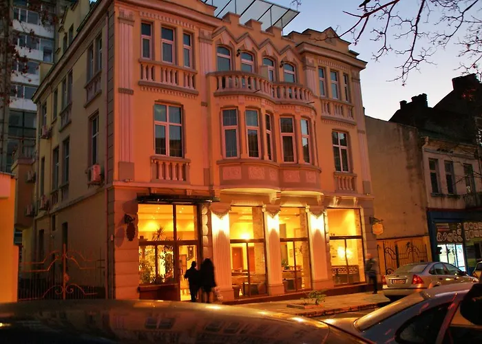 Family Chiplakoff Бургас